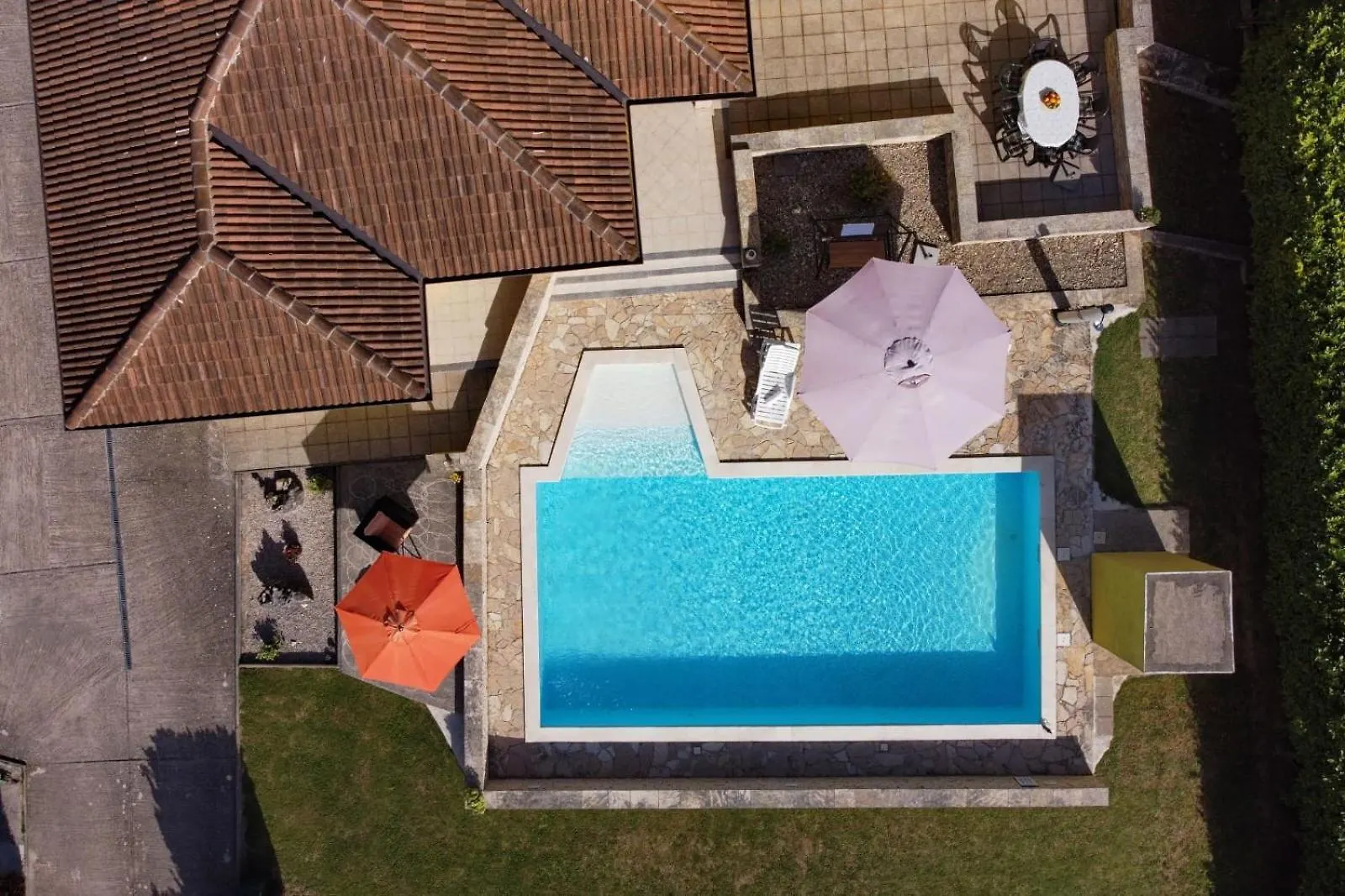 Villa Ana With Large Pool Policnik