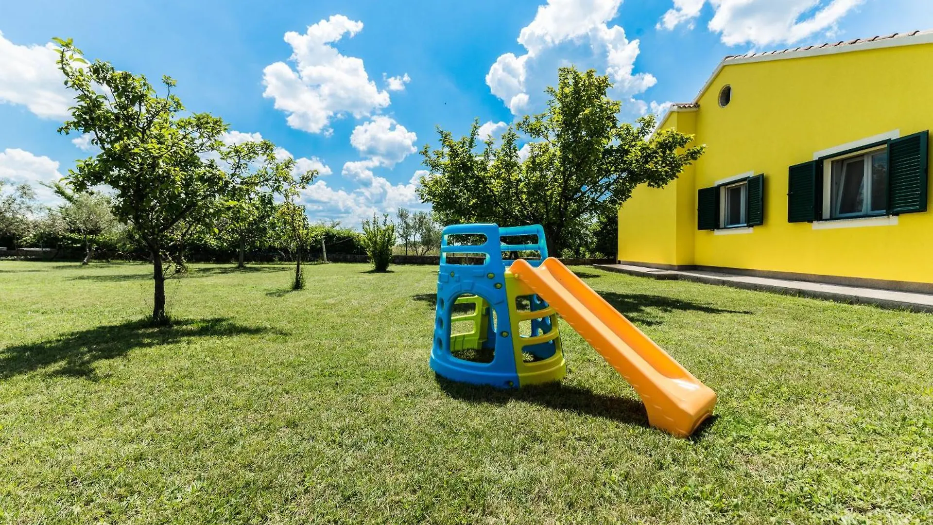 Villa Ana With Large Pool Policnik Croatia